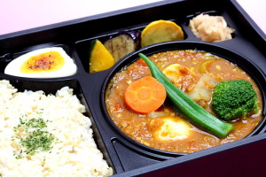 薬品不使用牛のとろとろ牛すじカレー　2,160円